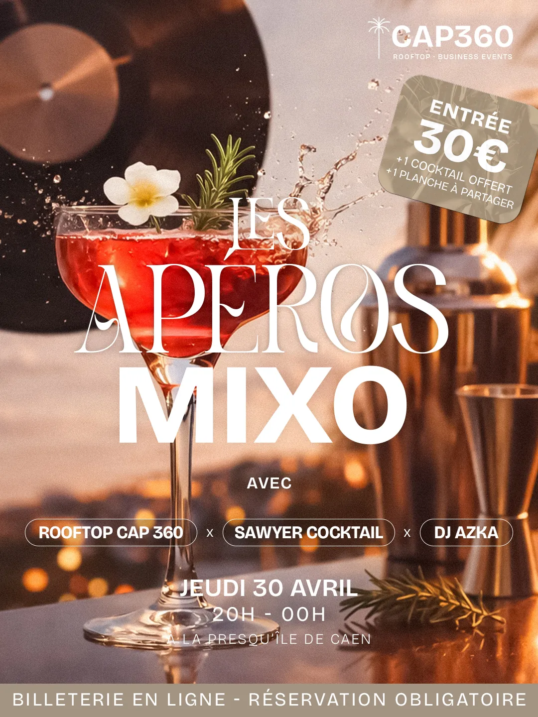 Post final : coupe de cocktail rouge fleurie devant un vinyle au coucher du soleil, titre « Les Apéros Mixo », pastille entrée 30 €